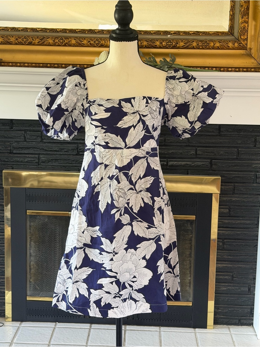 Lusana Navy & White Floral Puff-Sleeve Mini Dress